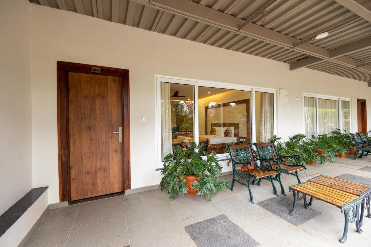 Honeydewwz Exoticaa Hotel & Resort Chikmagalūr Exterior foto